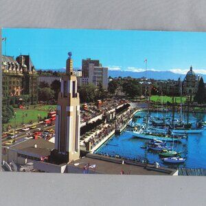 Vintage Postcard - Causeway and Promenade Victoria Canada - Wright Everytime